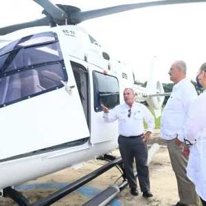 Grupo Cotemar dona helicóptero bimotor al gobierno de Tabasco.